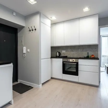 Apartment Concierge Silver