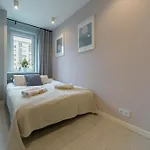 Concierge Silver *